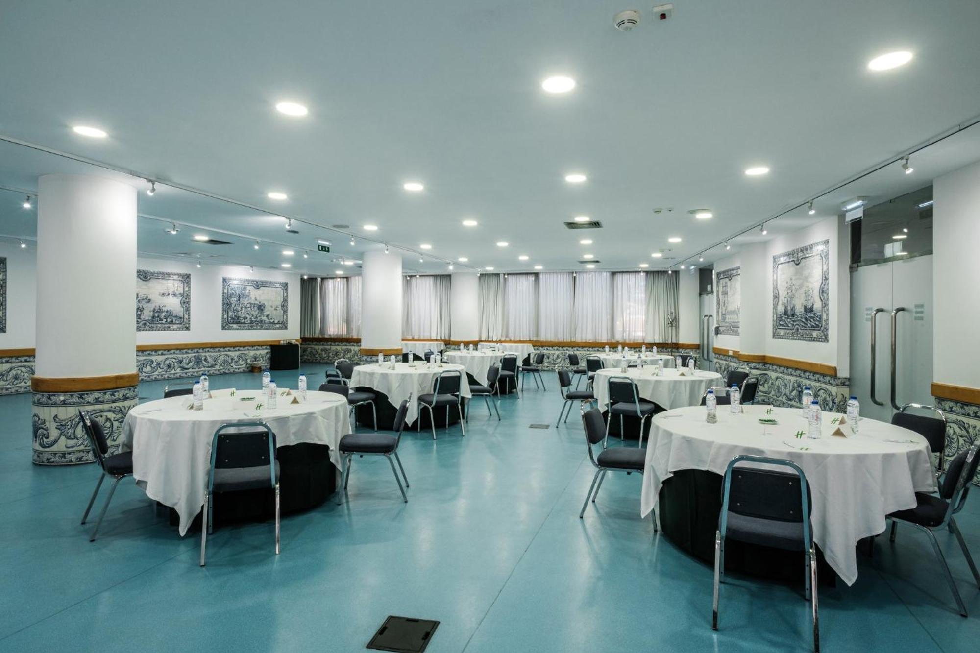 Holiday Inn Lisbon-Continental By Ihg Esterno foto