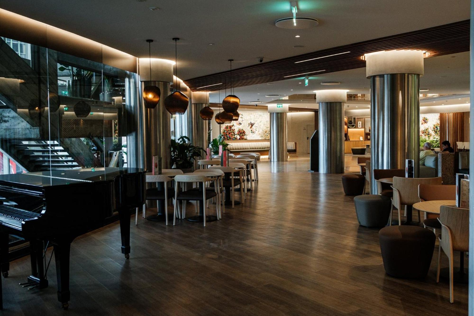 Holiday Inn Lisbon-Continental By Ihg Esterno foto