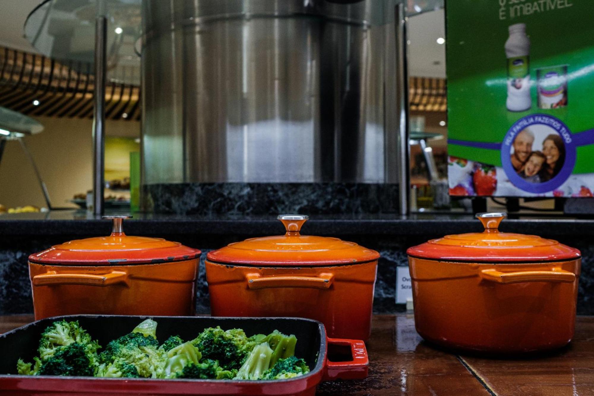 Holiday Inn Lisbon-Continental By Ihg Esterno foto