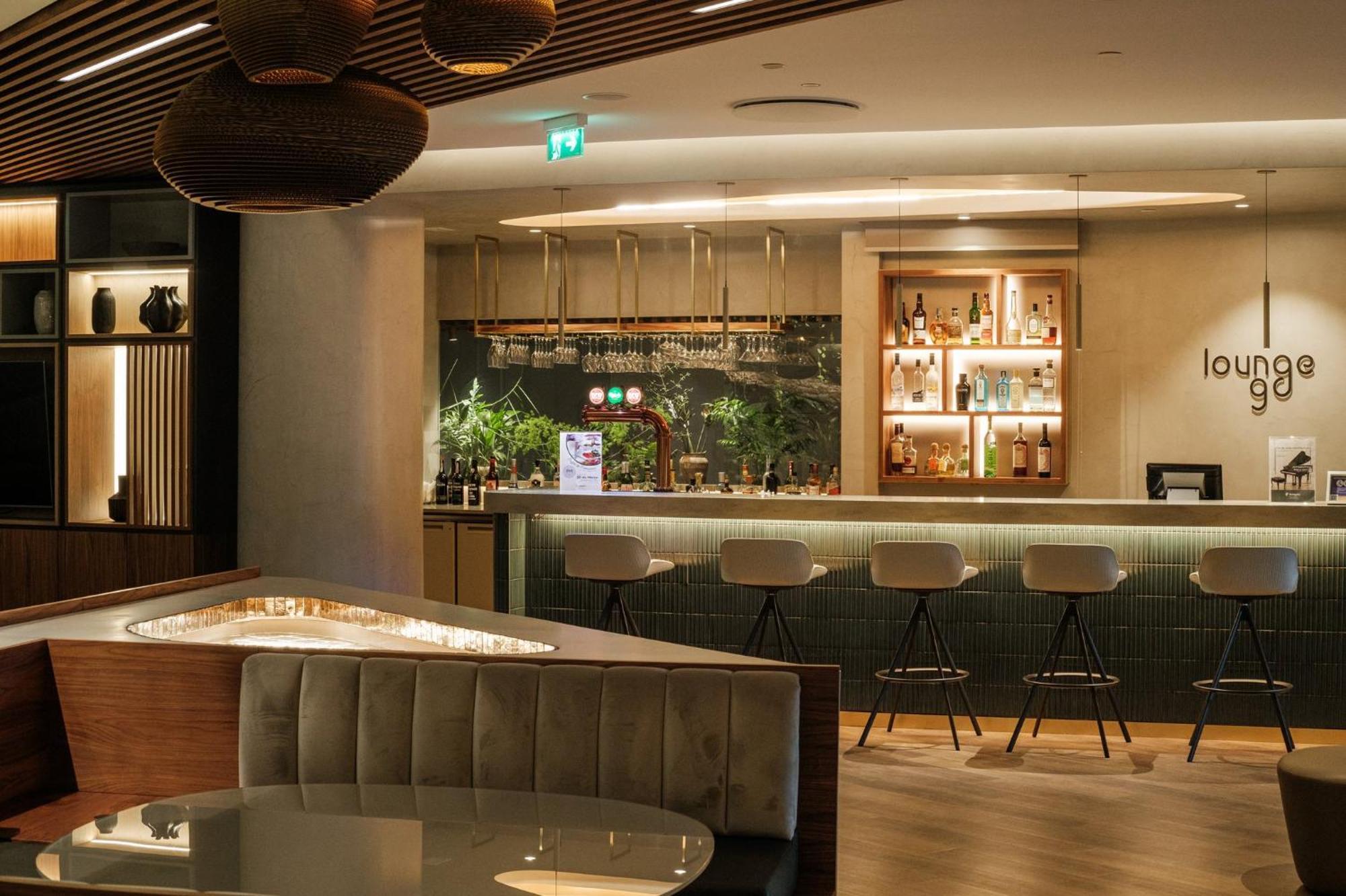 Holiday Inn Lisbon-Continental By Ihg Esterno foto
