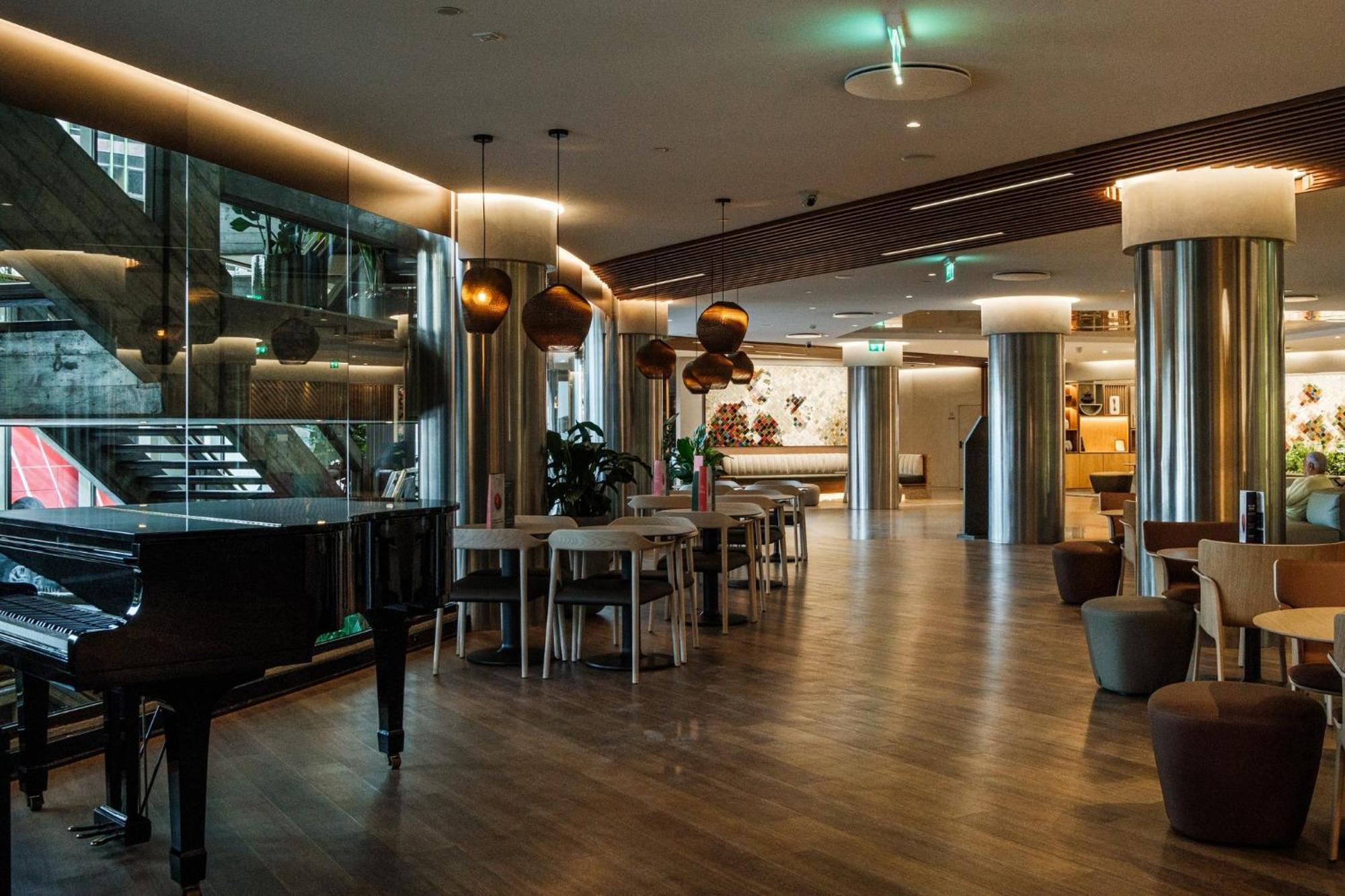 Holiday Inn Lisbon-Continental By Ihg Esterno foto