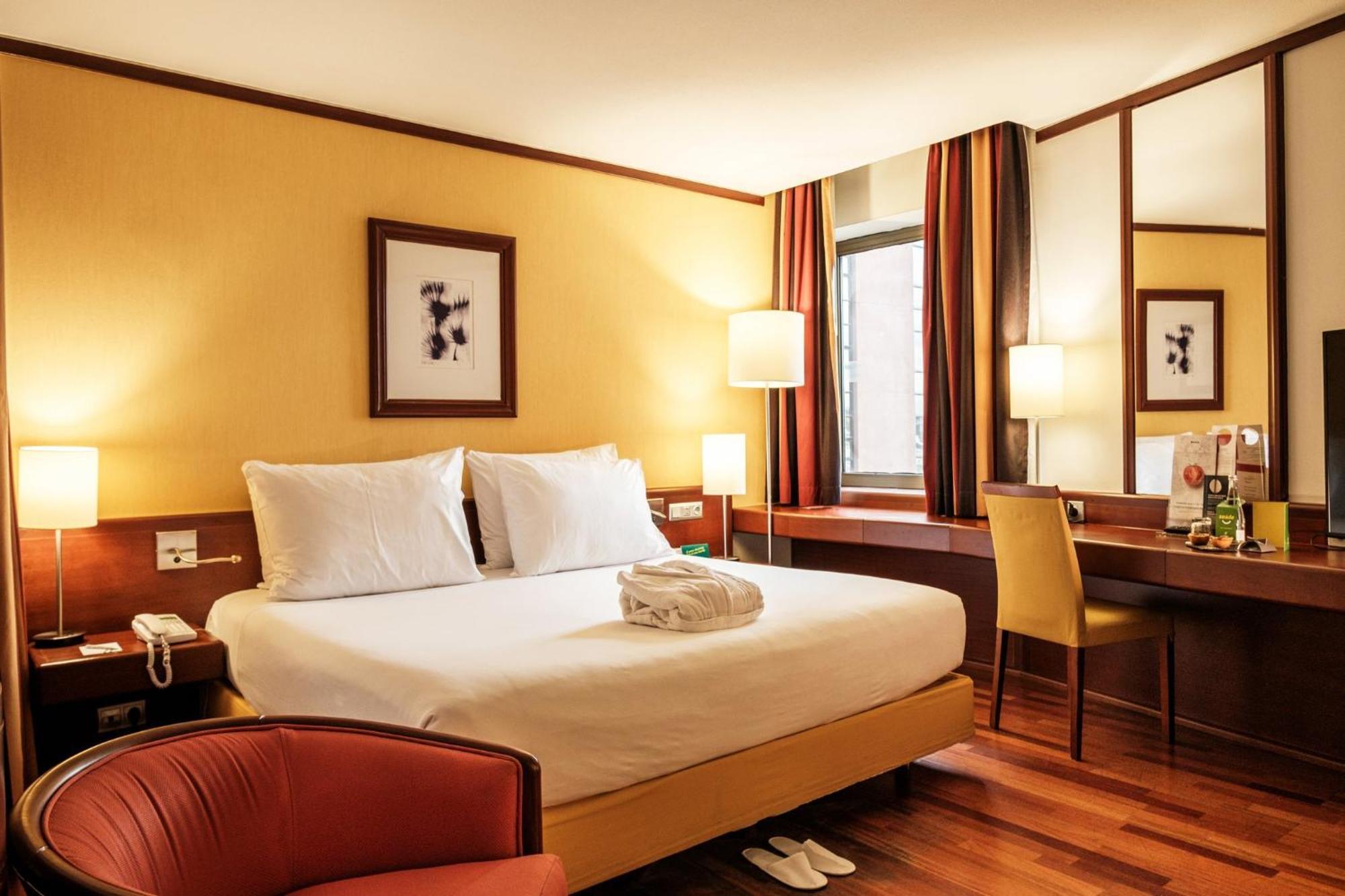 Holiday Inn Lisbon-Continental By Ihg Esterno foto