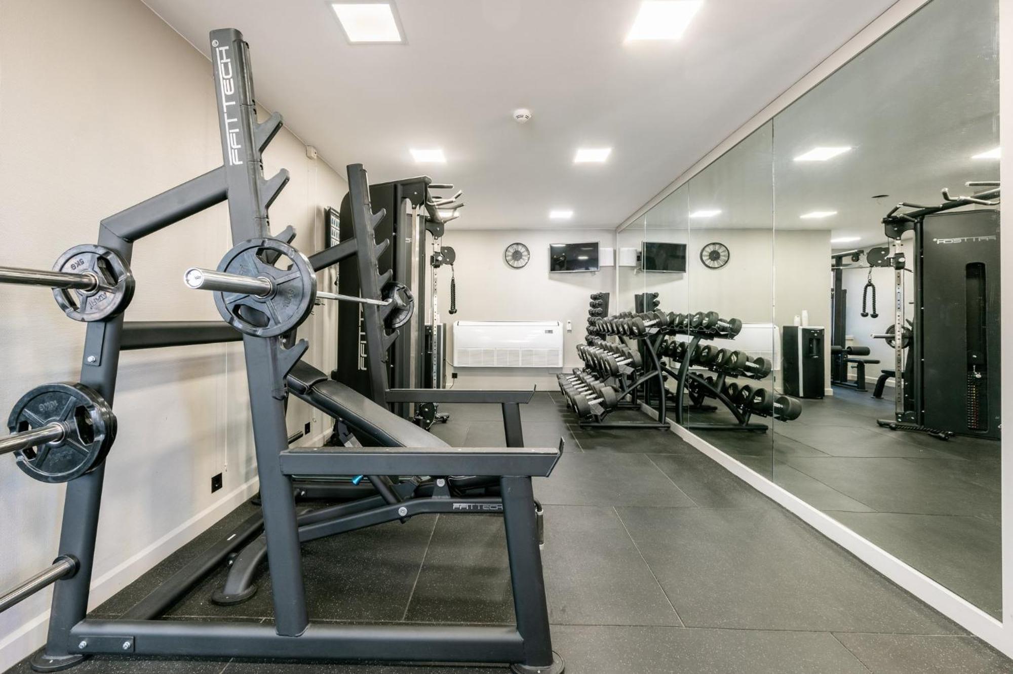 Holiday Inn Lisbon-Continental By Ihg Esterno foto
