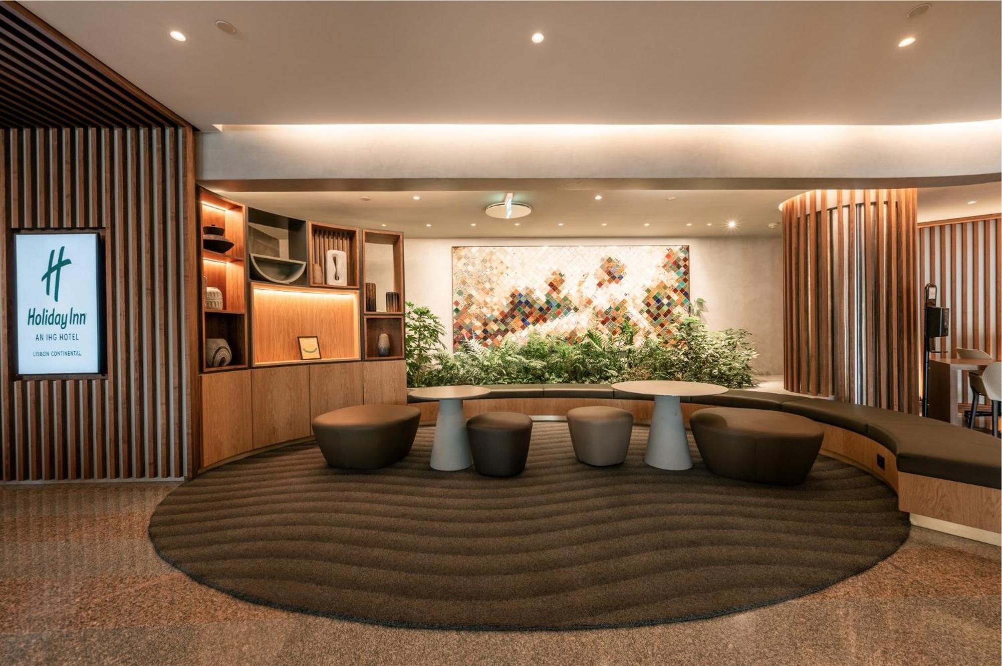 Holiday Inn Lisbon-Continental By Ihg Esterno foto