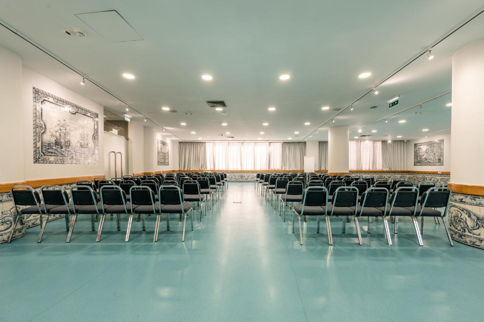 Holiday Inn Lisbon-Continental By Ihg Esterno foto