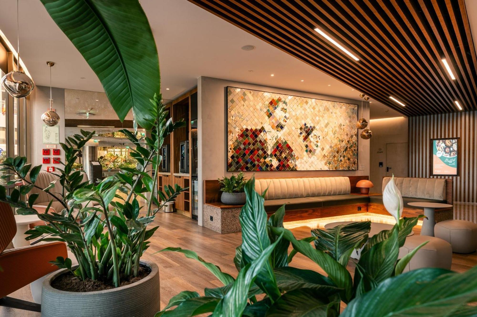 Holiday Inn Lisbon-Continental By Ihg Esterno foto