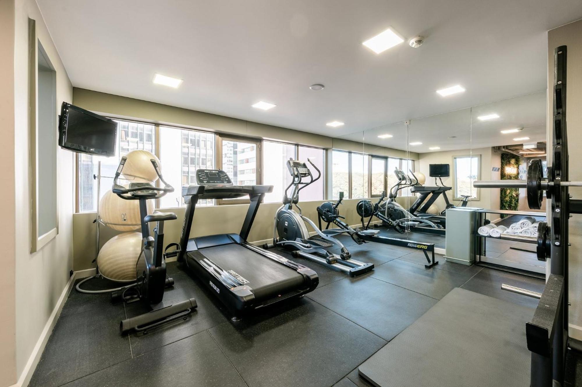 Holiday Inn Lisbon-Continental By Ihg Esterno foto