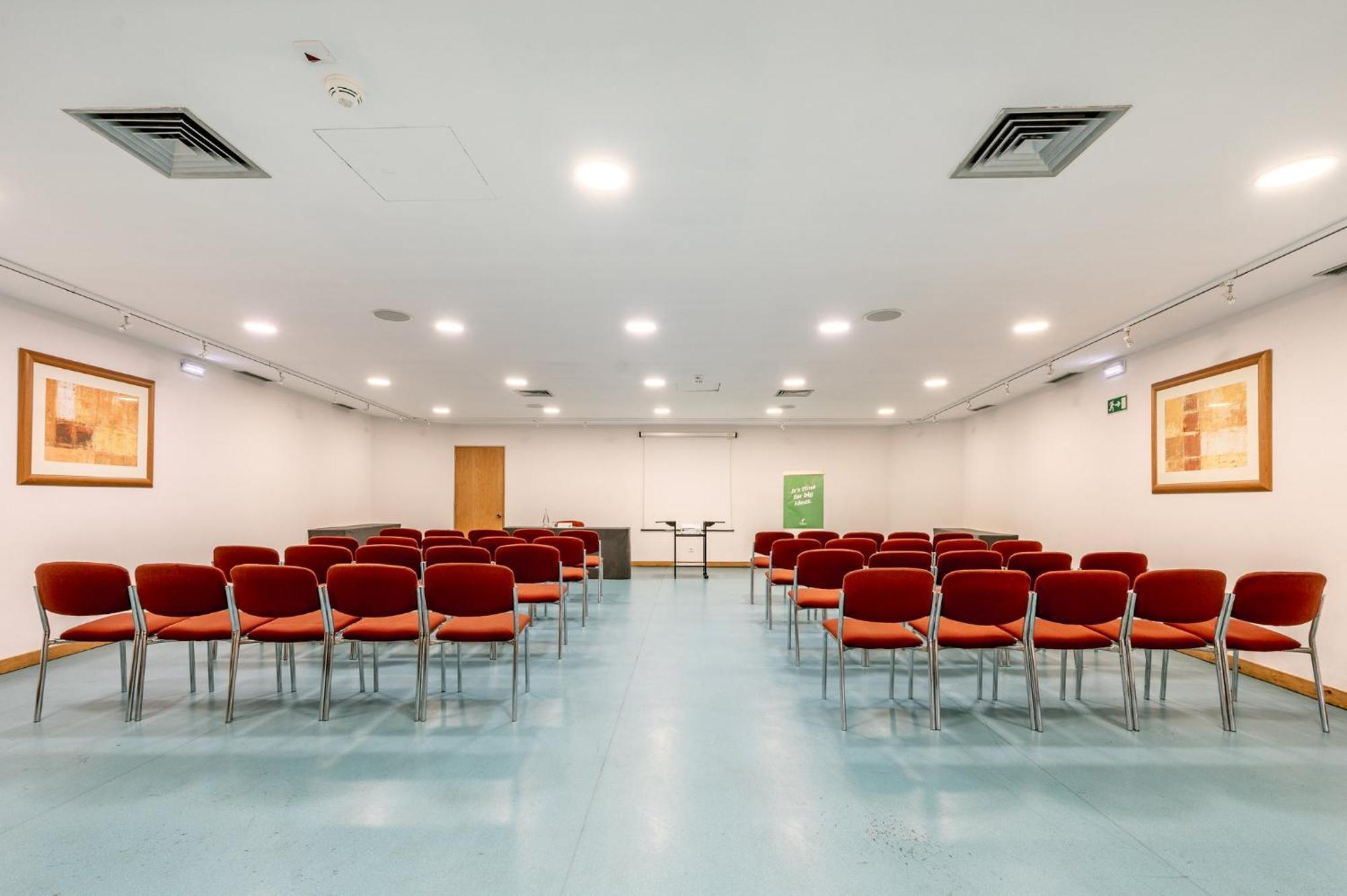Holiday Inn Lisbon-Continental By Ihg Esterno foto