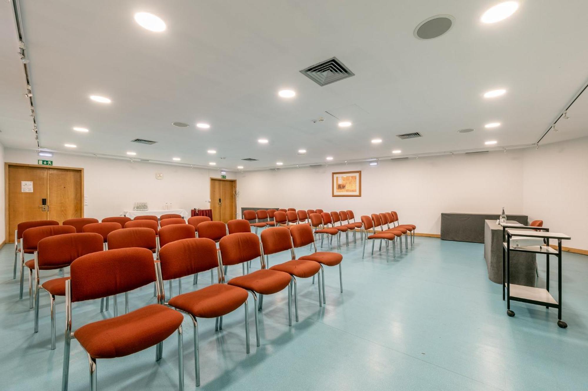 Holiday Inn Lisbon-Continental By Ihg Esterno foto