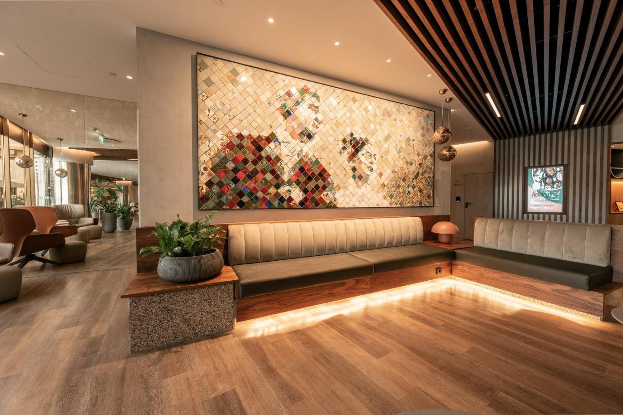 Holiday Inn Lisbon-Continental By Ihg Esterno foto