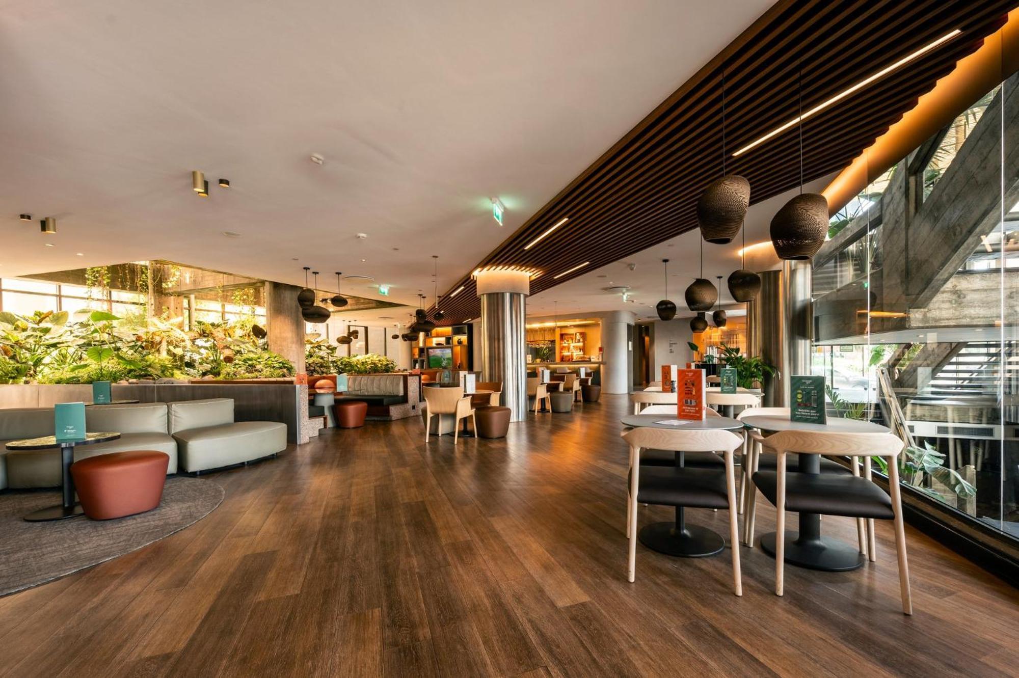 Holiday Inn Lisbon-Continental By Ihg Esterno foto
